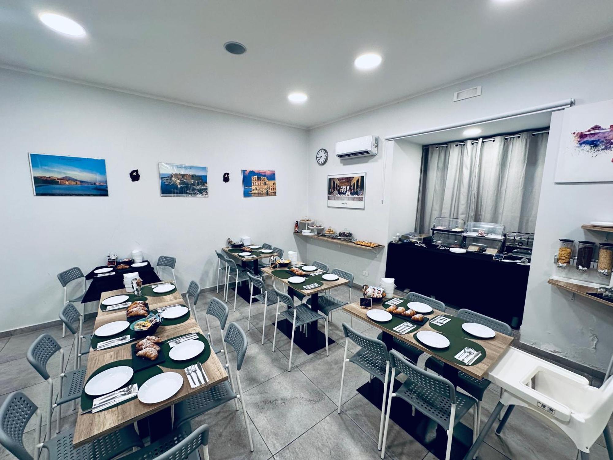 B&B I Borbone Napoli Ngoại thất bức ảnh