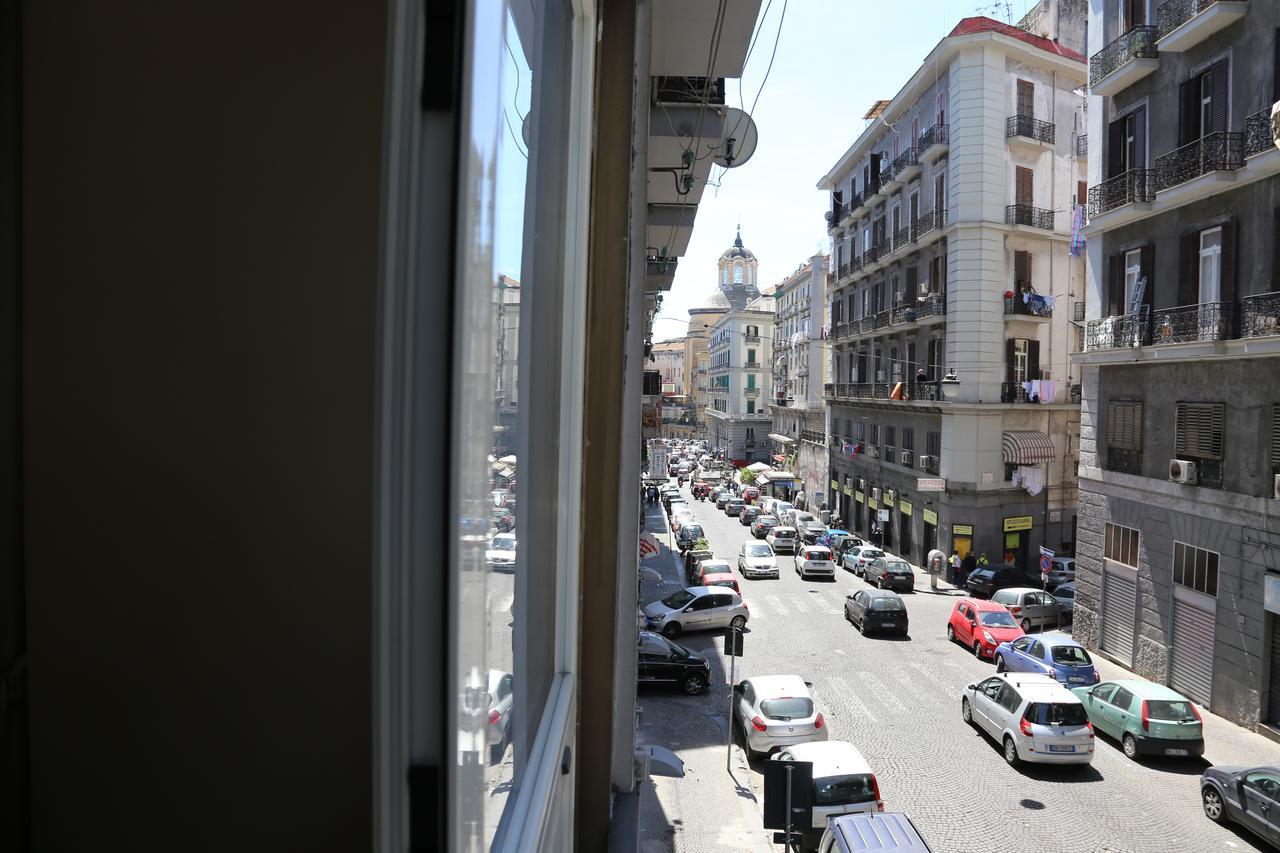 B&B I Borbone Napoli Ngoại thất bức ảnh