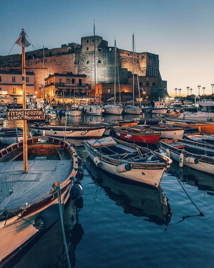 B&B I Borbone Napoli Ngoại thất bức ảnh