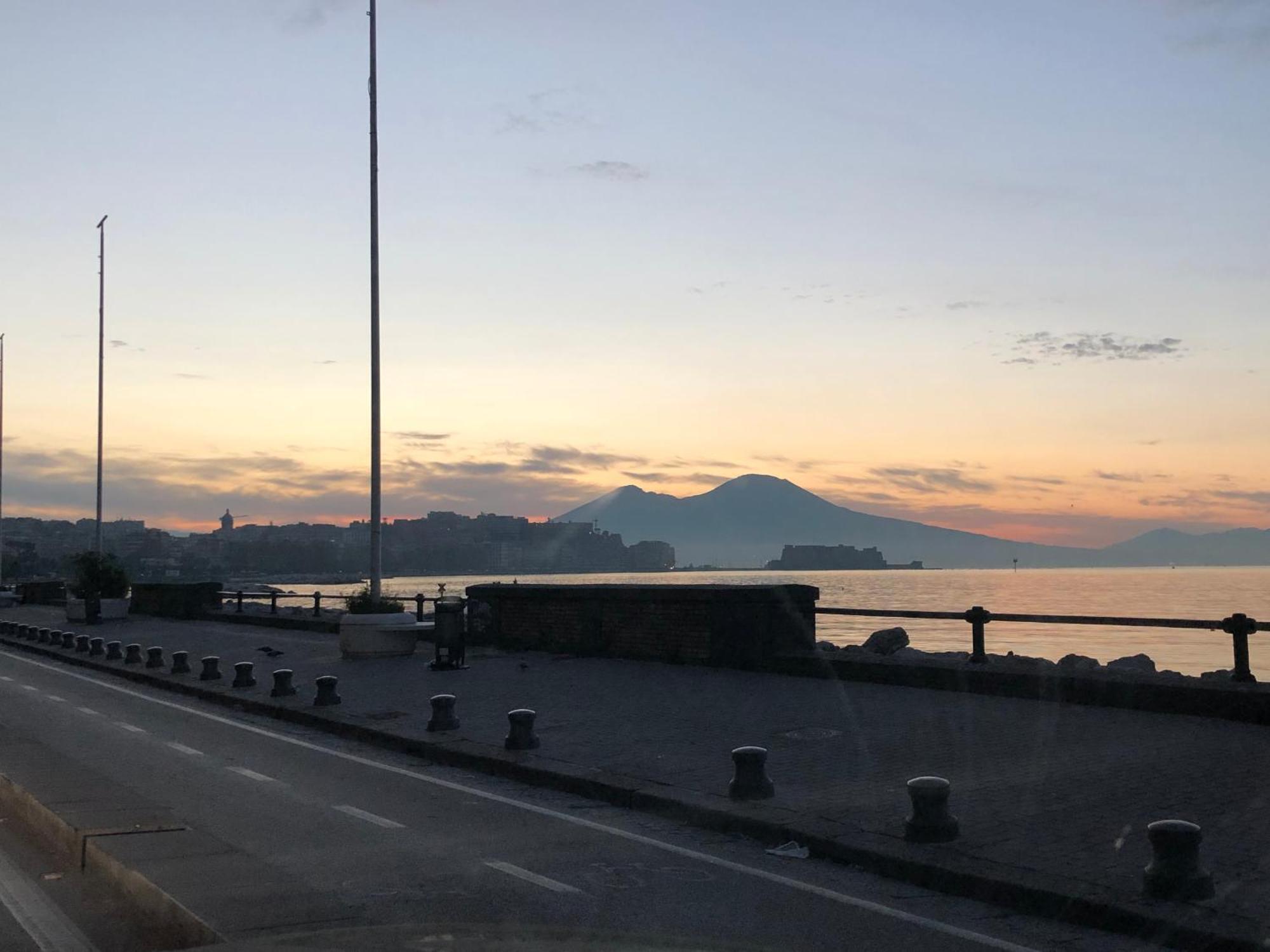 B&B I Borbone Napoli Ngoại thất bức ảnh